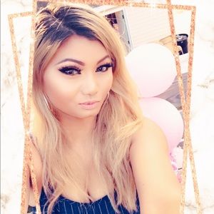 Meet your Posher, Vikki